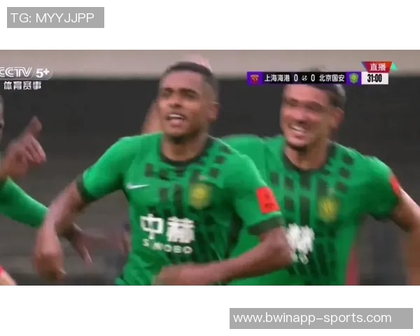 超级杯首战上海海港对阵北京国安双方实力相当各自争夺开年首胜